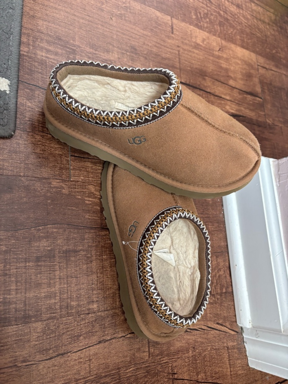 UGG Chestnut Suede Slip-On Shearling Lined Clog